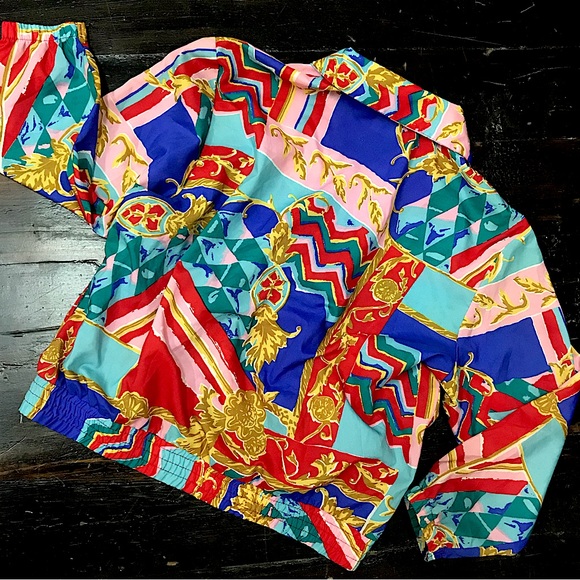 Fun Colourful Windbreaker! - Picture 2 of 10